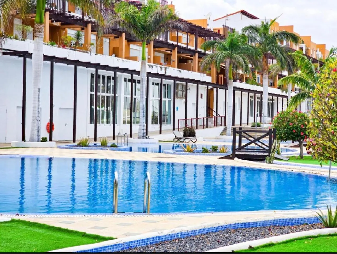 Apartment House Helen Holiday Inn Golf San Miguel de Abona Spain